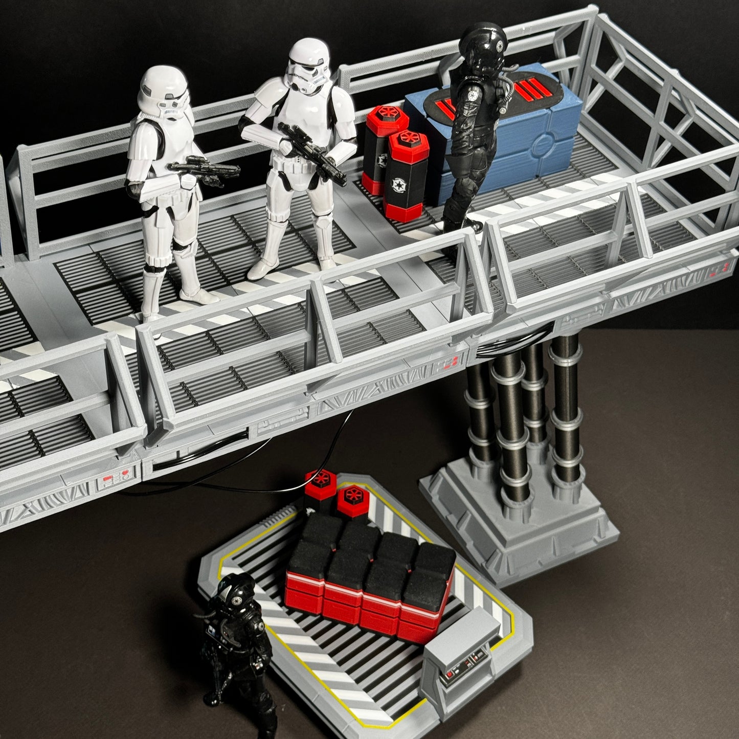Catwalk/Gantry and cargo sled for Star Wars Black series figures