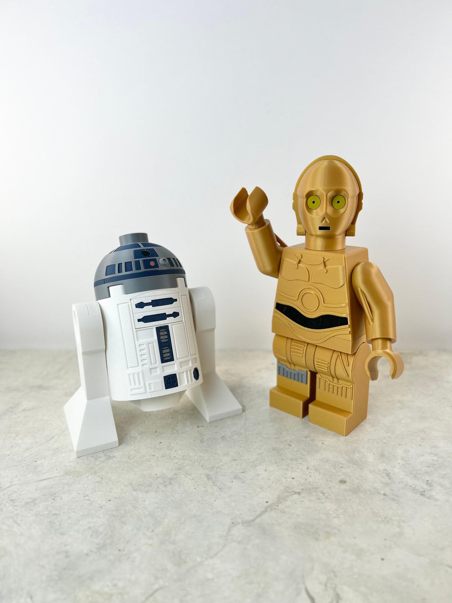 3D Printed. 9" Lego inspired Deluxe C3PO & R2D2 Figure