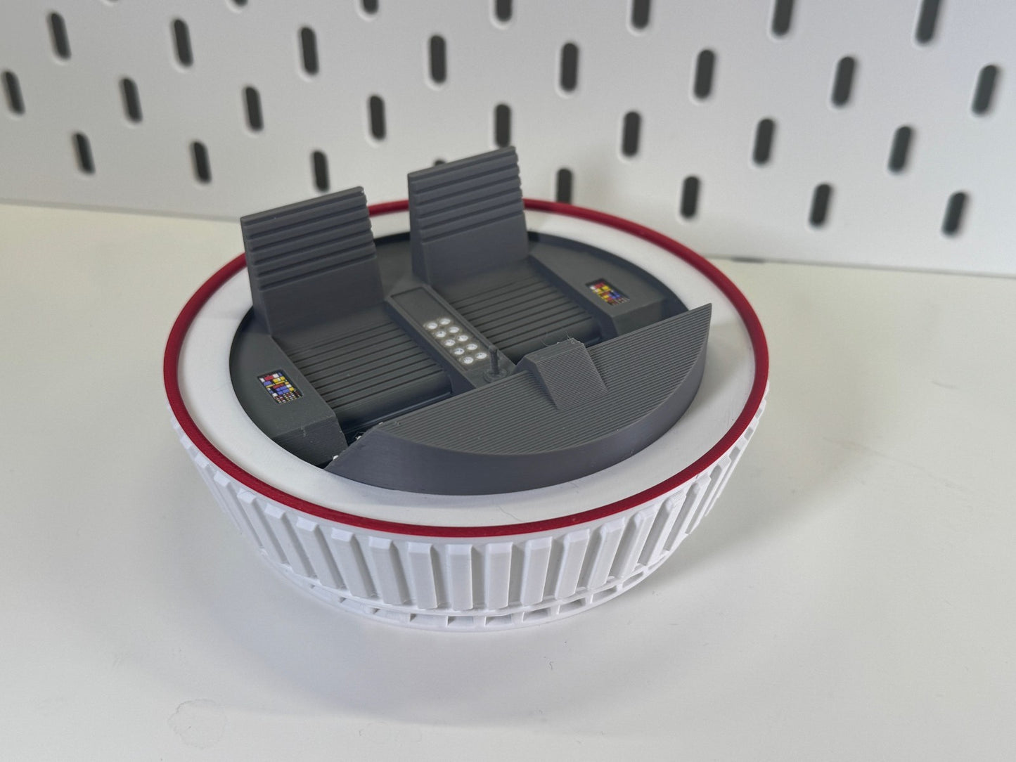 Ubrikkian 9000 Z001 Landspeeder FOR 3.75 IN (1:18) FIGURE DIORAMA