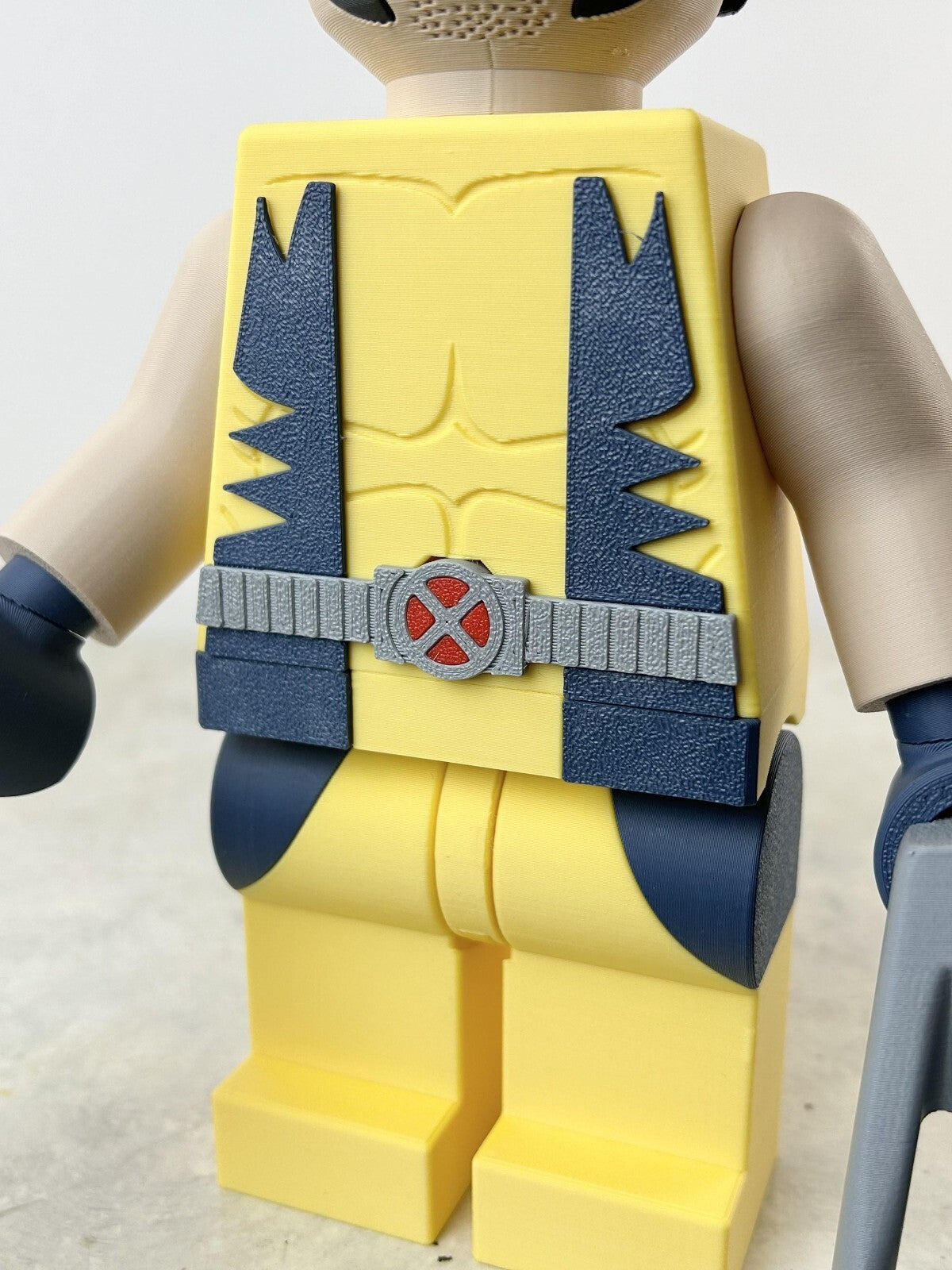 3D Printed. 9" Brick inspired Deluxe Wolverine Figure