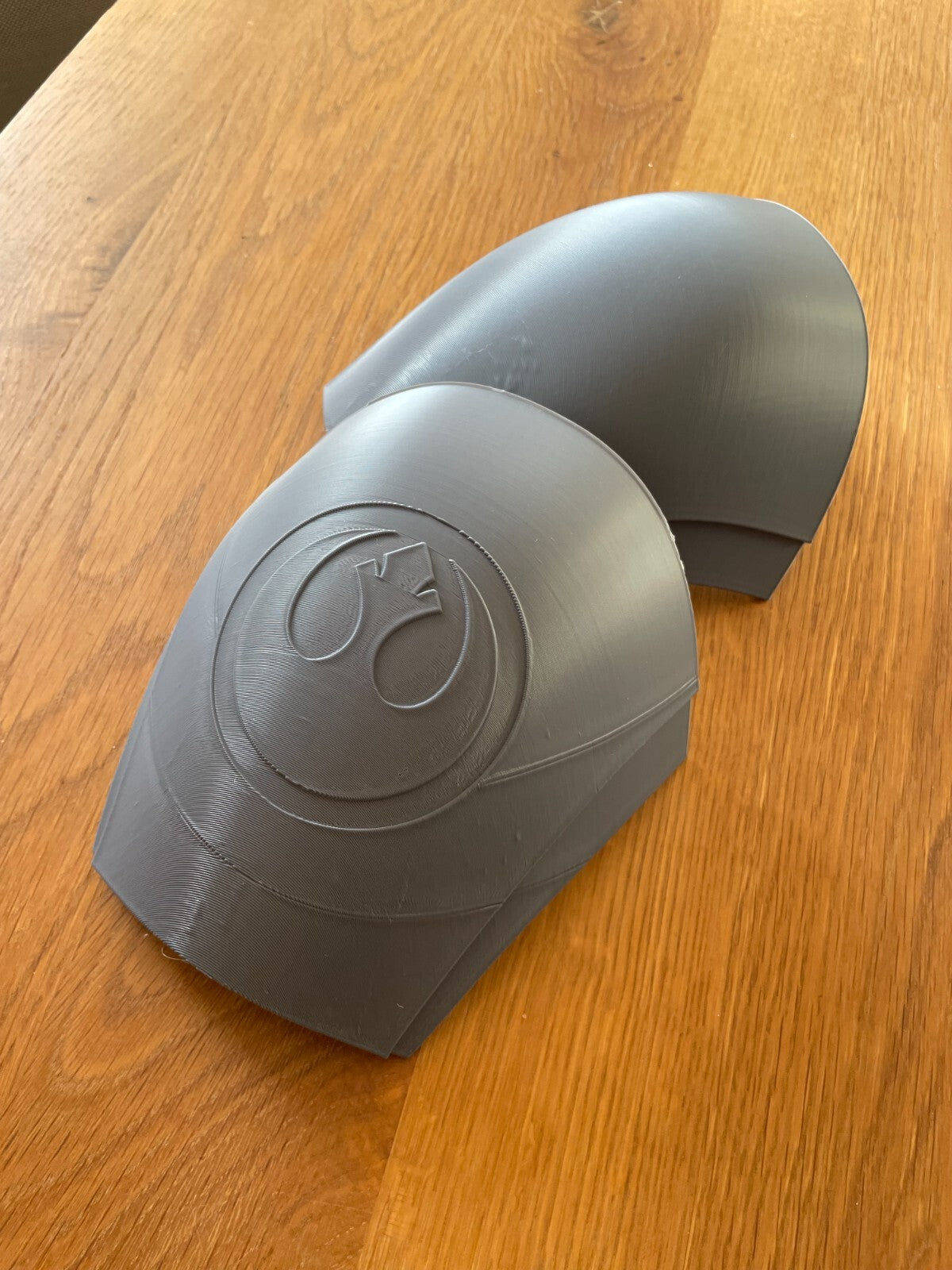 Sabine Wren inspired shoulder pouldons/armour, Ashoka.