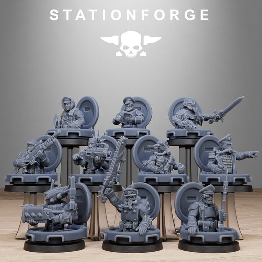 Tank Commanders 32mm From Station Forge | Free Post