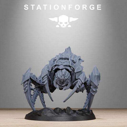 Xenarid spider beasts (2) from Station Forge 32mm. FREE BASE