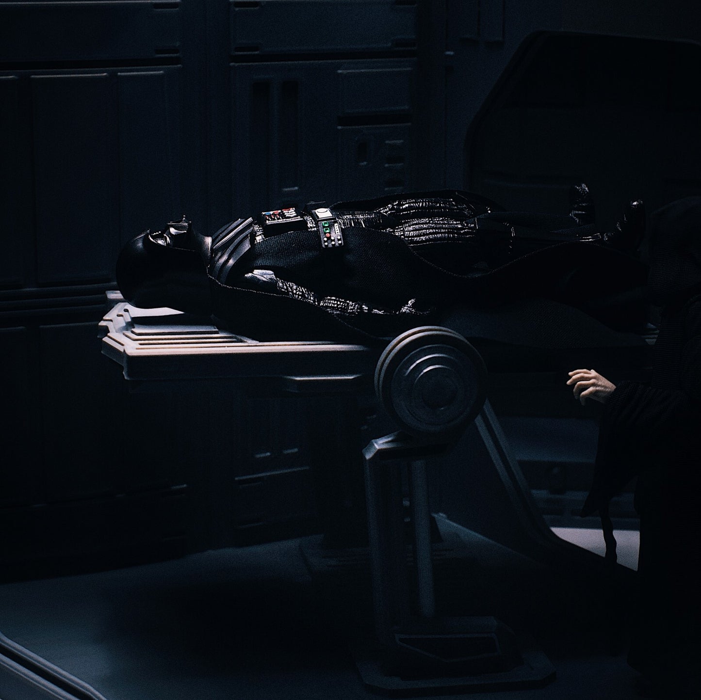Darth Vader Operating Table Diorama Display for Star Wars The Black Series 1/12